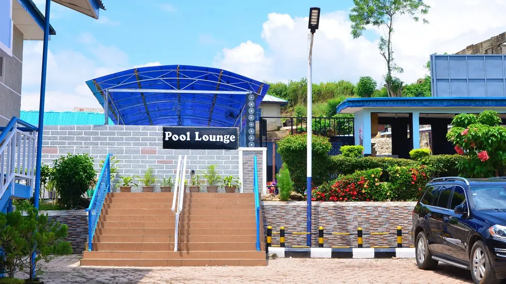 Akiavic pool lounge entrance