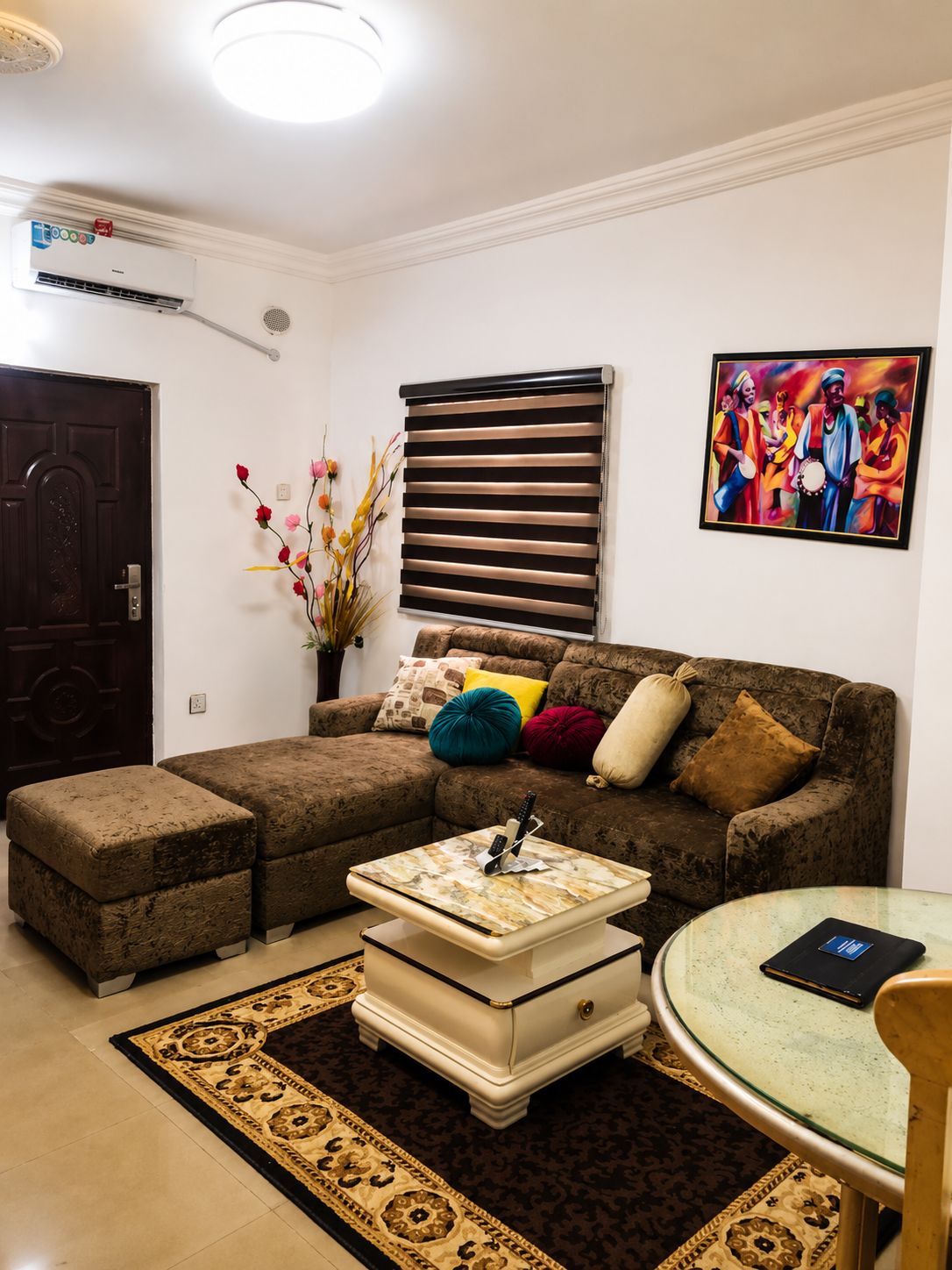 Presidential Suite lounge