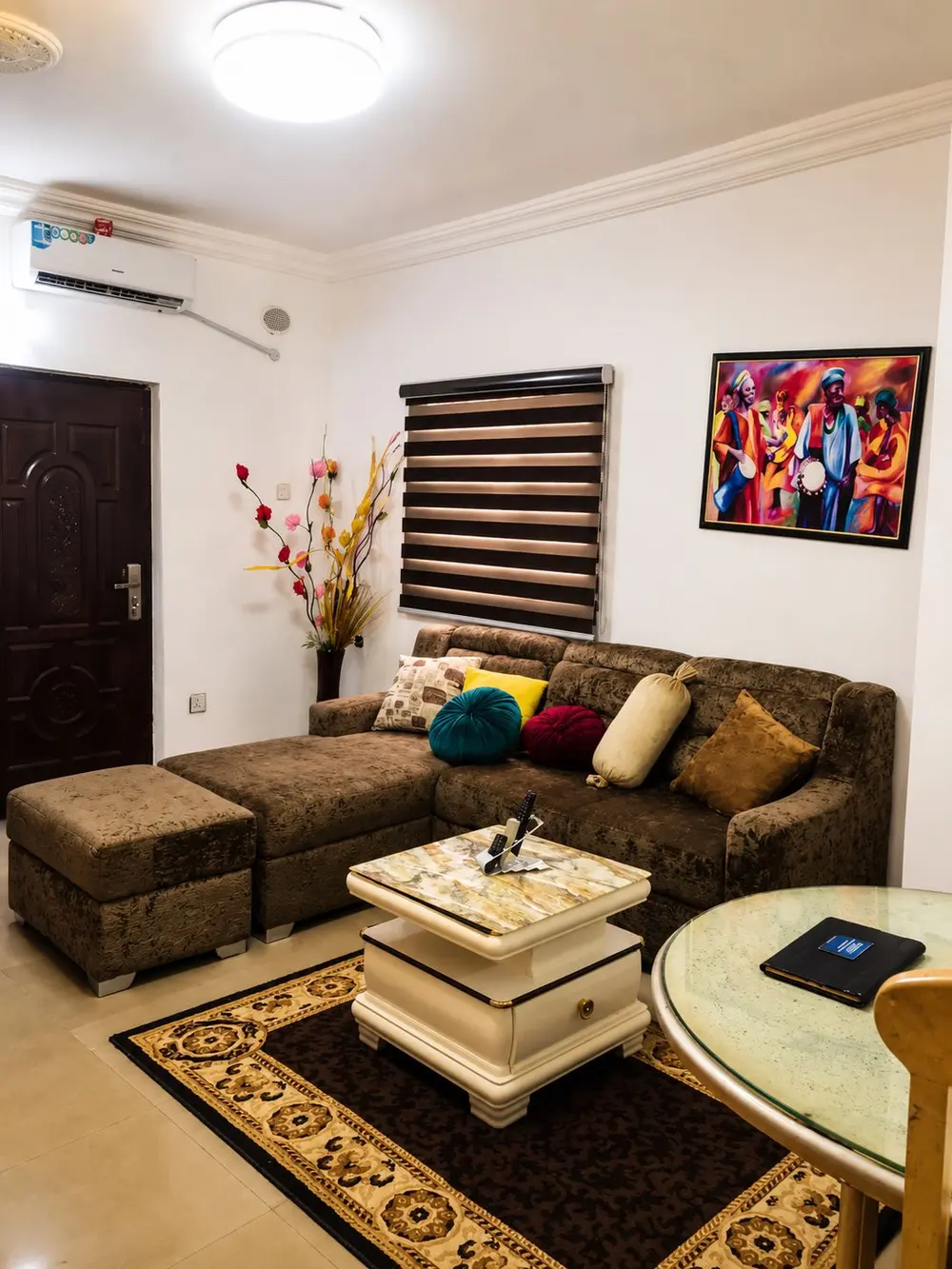 Presidential Suite lounge